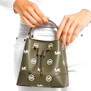 MICHAEL KORS
Mercer Small Logo Embossed Leather Bucket Bag